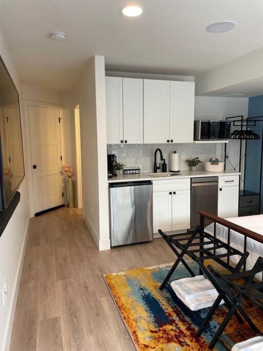 Private, Cozy, Suite By Mile High Stadium And Downtown Denver! Exterior photo